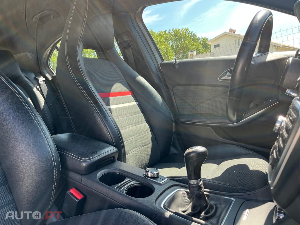 Mercedes-Benz A 180 CDI (BlueEFFICIENCY) Urban