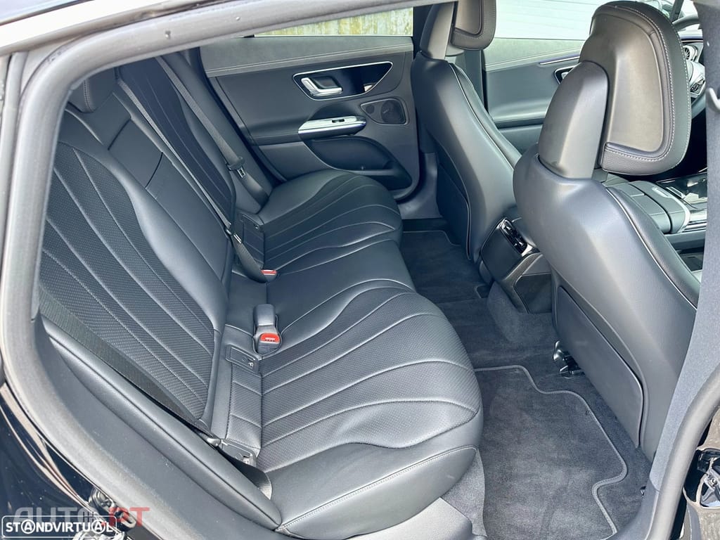 Mercedes-Benz EQE 300 Edition Electric Art