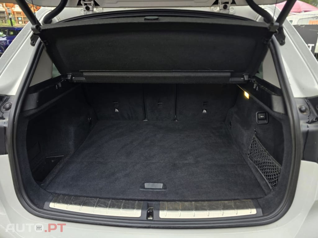 BMW X1 18 d sDrive Auto xLine