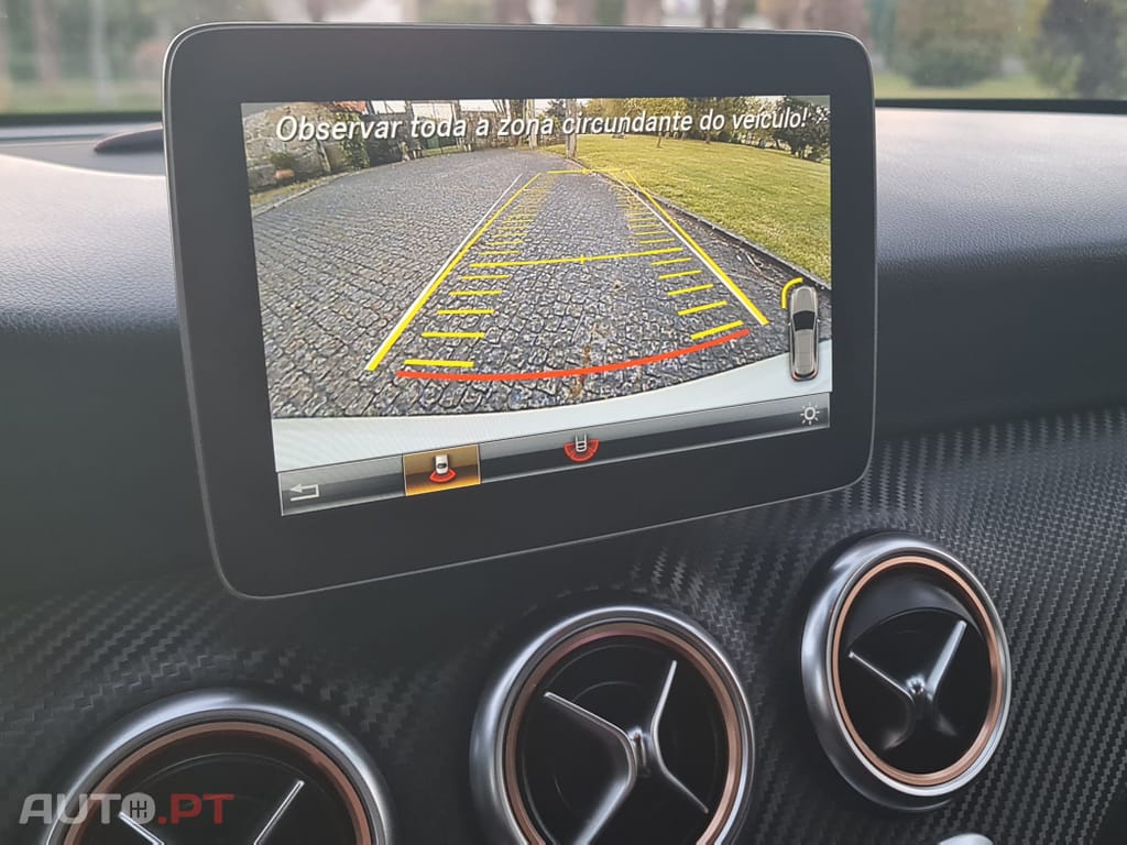 Mercedes-Benz A 180 d AMG Line