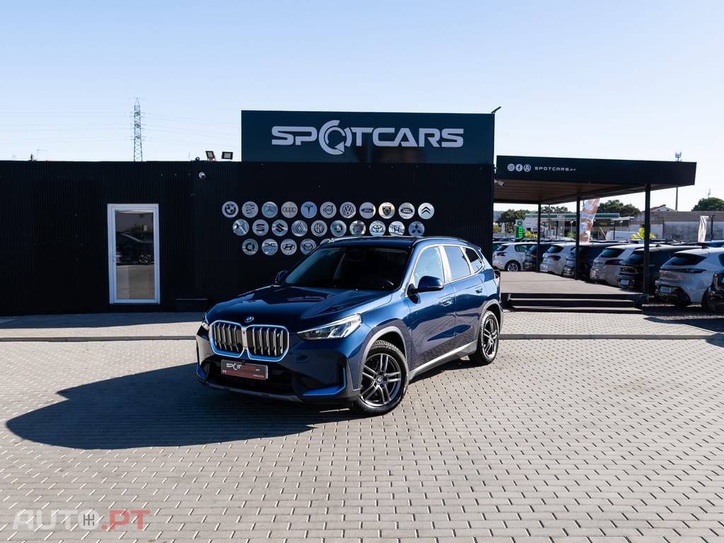 BMW iX1 xDrive30