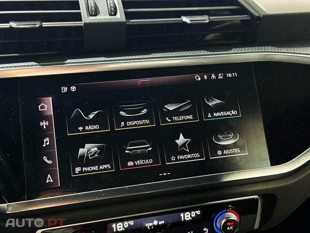 Audi Q3 45 TFSIe S line S tronic