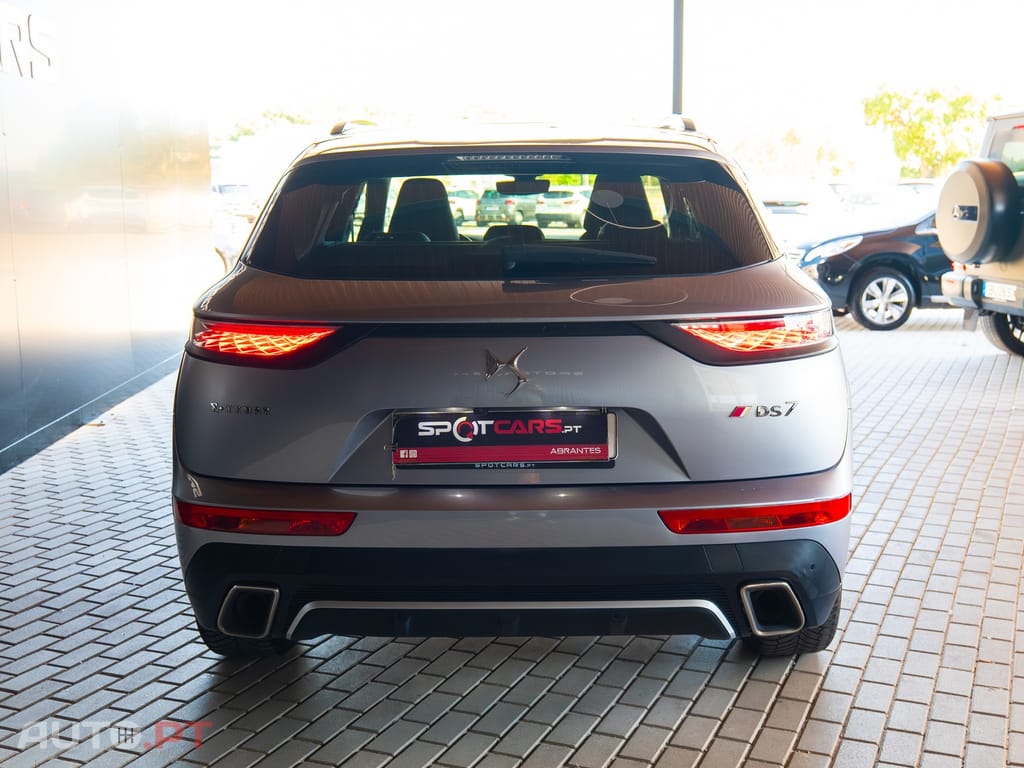 DS DS7 Crossback E-Tense Performance Line EAT8