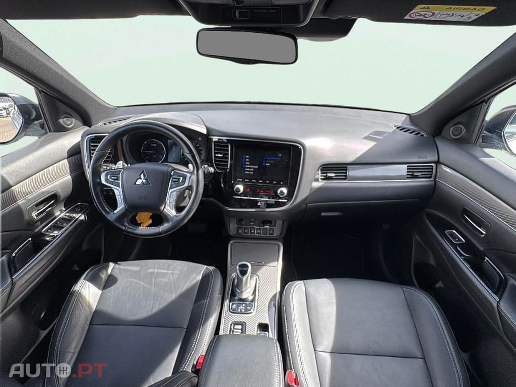 Mitsubishi Outlander 2.4 PHEV Intense