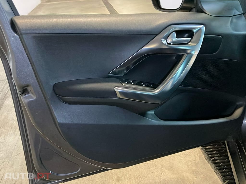 Peugeot 2008 PureTech 110 Stop&Start EAT6 Allure