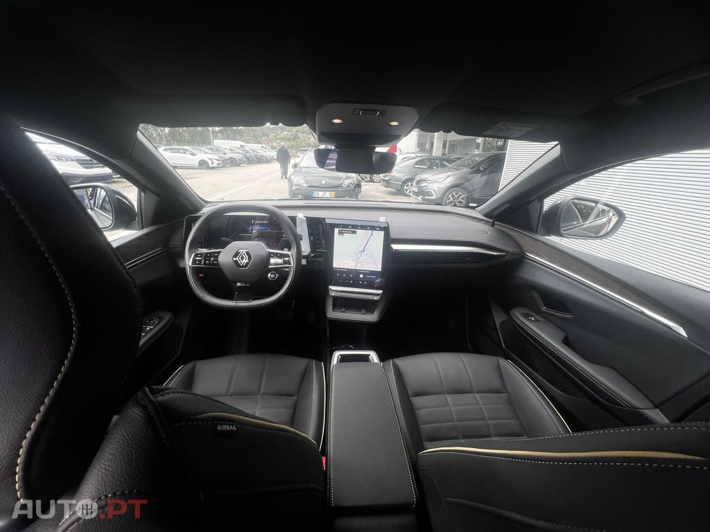 Renault Mégane E-Tech Iconic Optimal Charge 60 KW 220cv