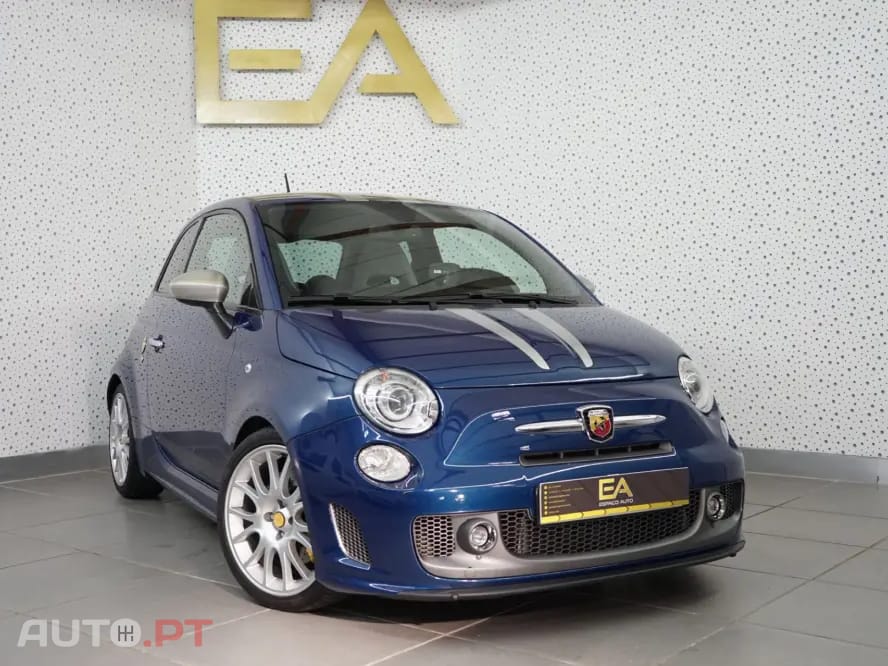 Abarth 695 Outro