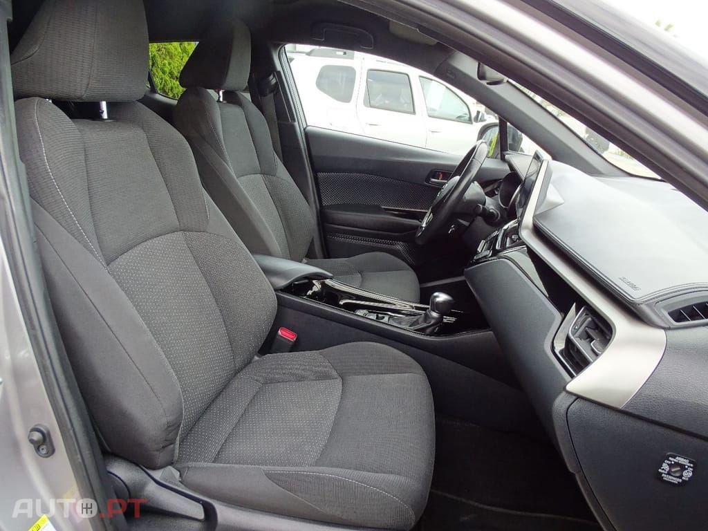 Toyota C-HR 1.8 HSD Comfort+P.Style