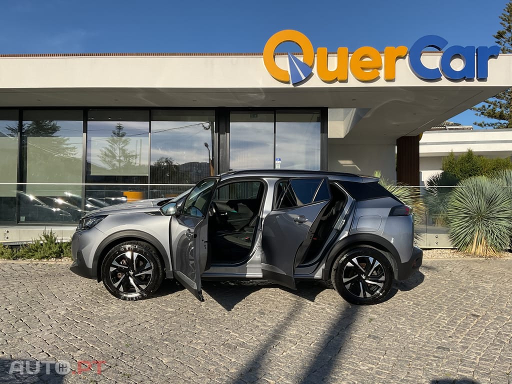 Peugeot E-2008 50 kWh Allure Pack