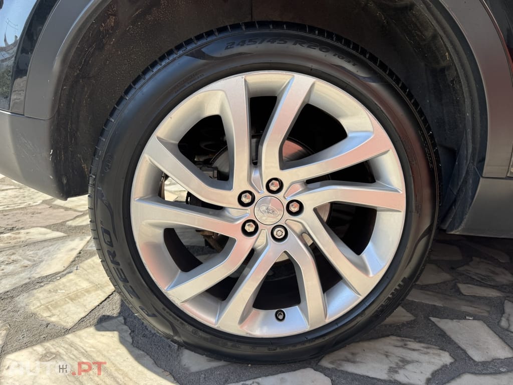 Land Rover Discovery Sport 2.2 SD4 HSE Luxury Auto — fotografia 26