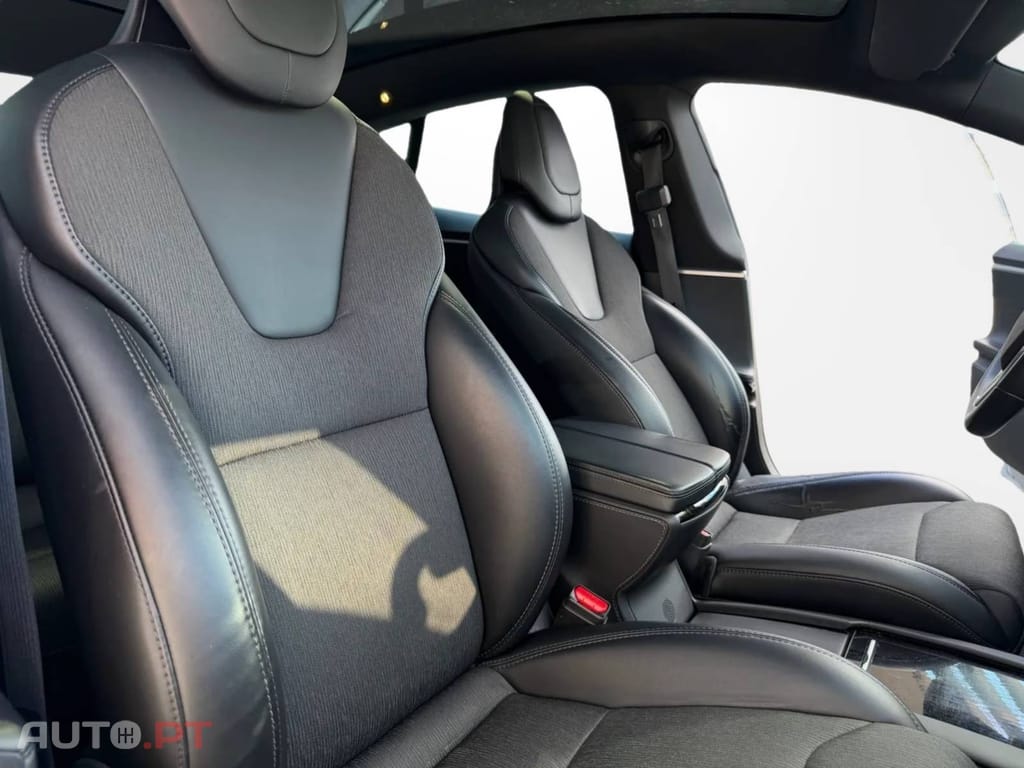 Tesla Model S 75D