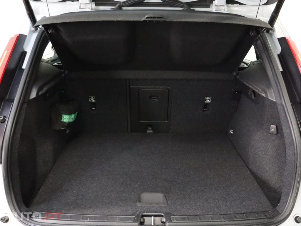 Volvo XC40 1.5 T4  PHEV Inscription