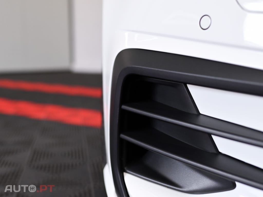 Volkswagen Golf 2.0 TSi GTi DSG Performance