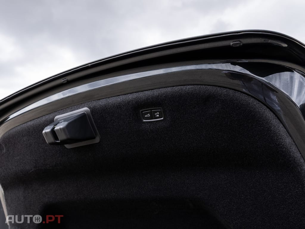 Porsche Taycan Bateria Performance Plus