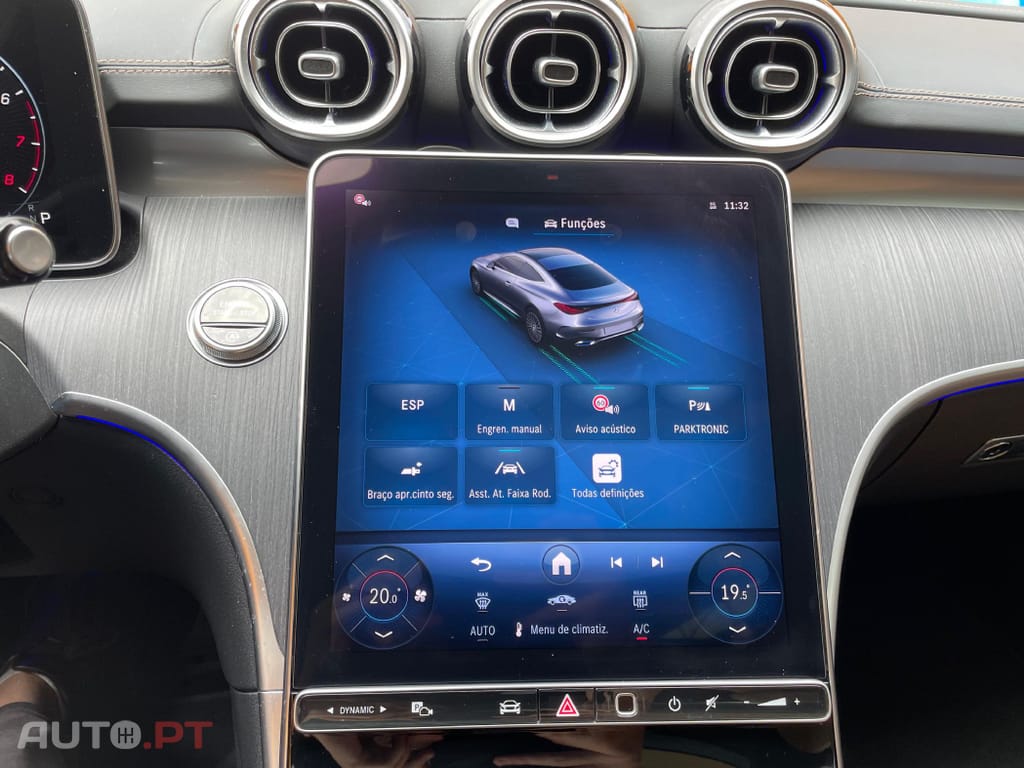 Mercedes-Benz CLE 200 COUPE AMG 