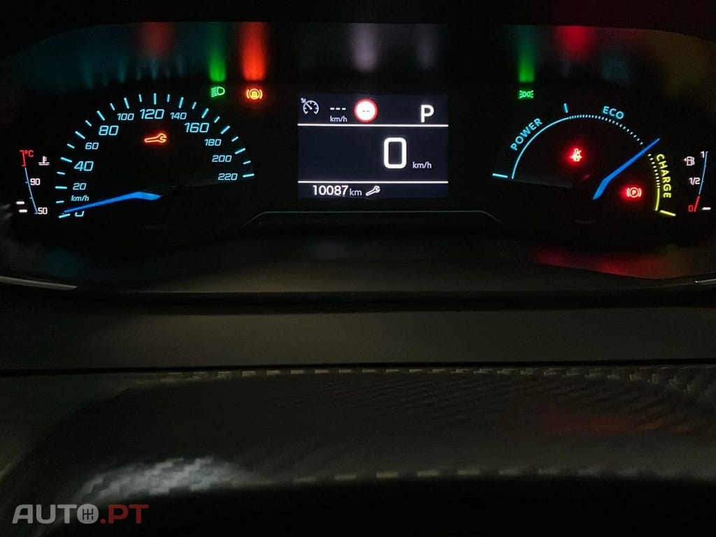 Peugeot 208 1.2 Hybrid Style e-DCS6