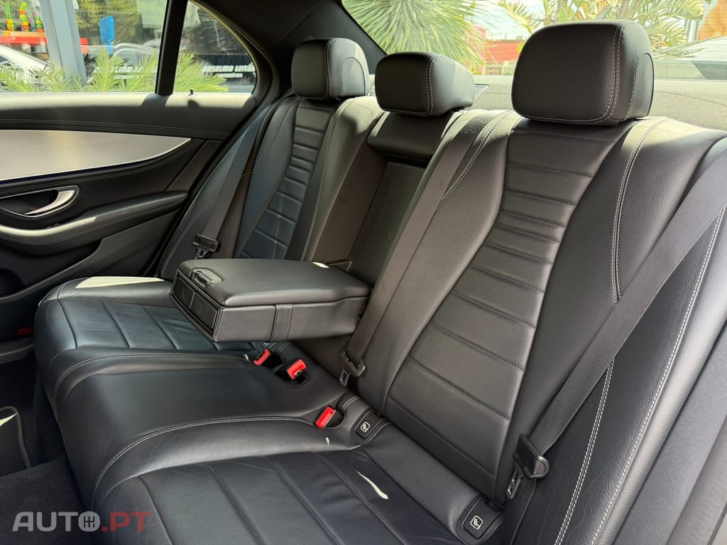 Mercedes-Benz E 300 e AMG Line