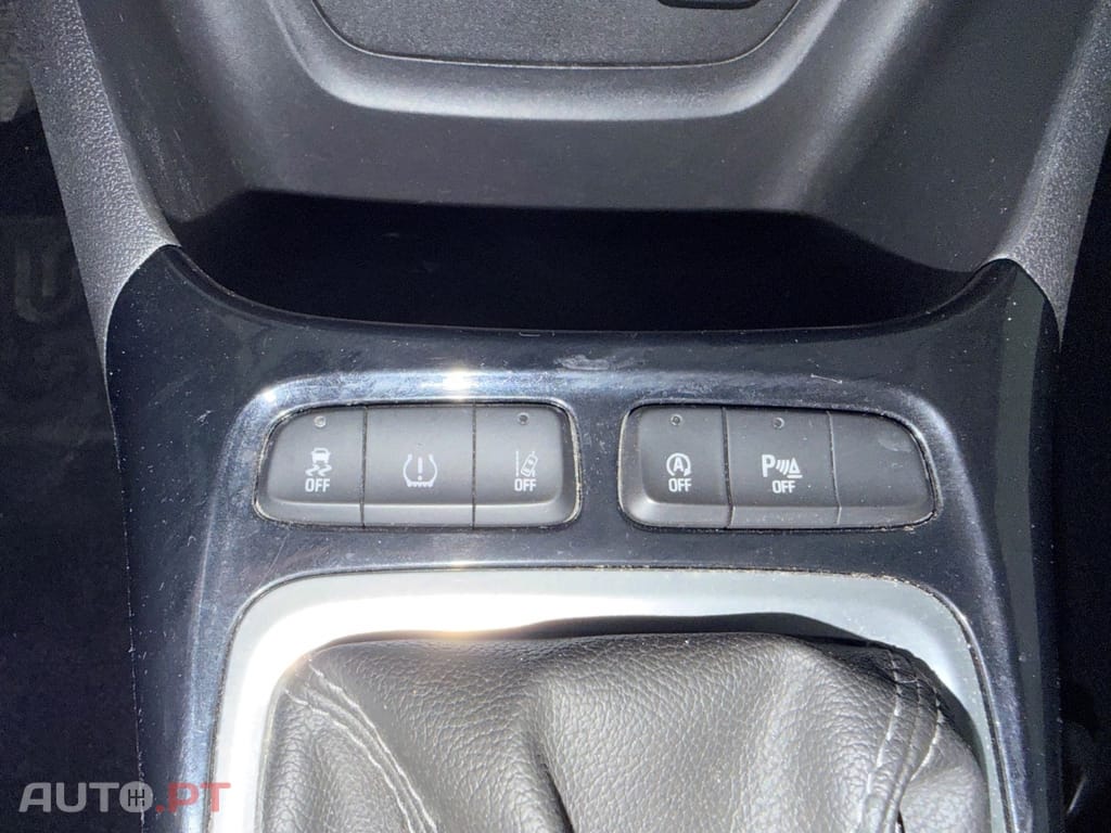 Opel Crossland 1.2 Business Edition
