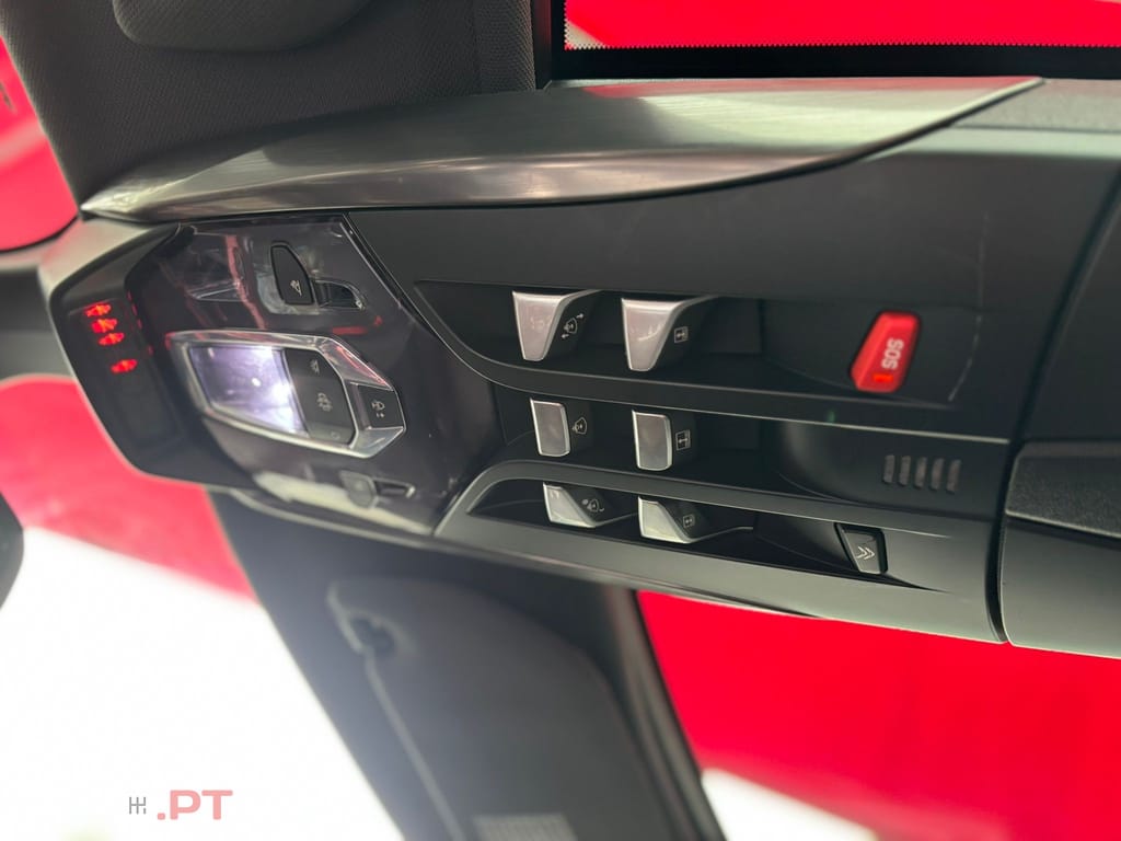 Citroen DS5 2.0 HDi Hybrid4 So Chic CMP6 88g