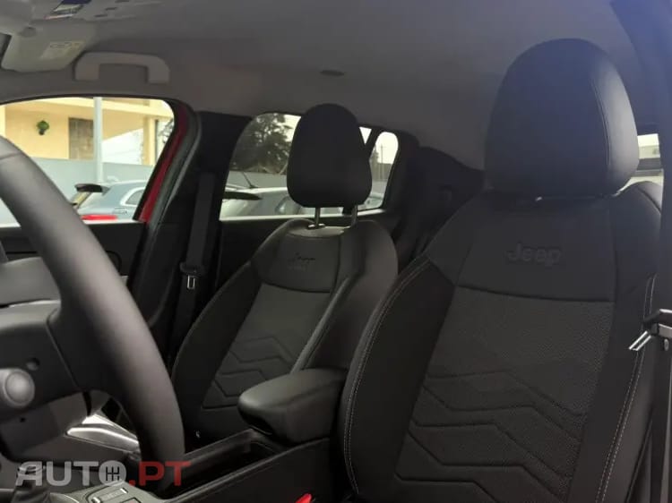 Jeep Avenger 1.2 GSE T3 Summit