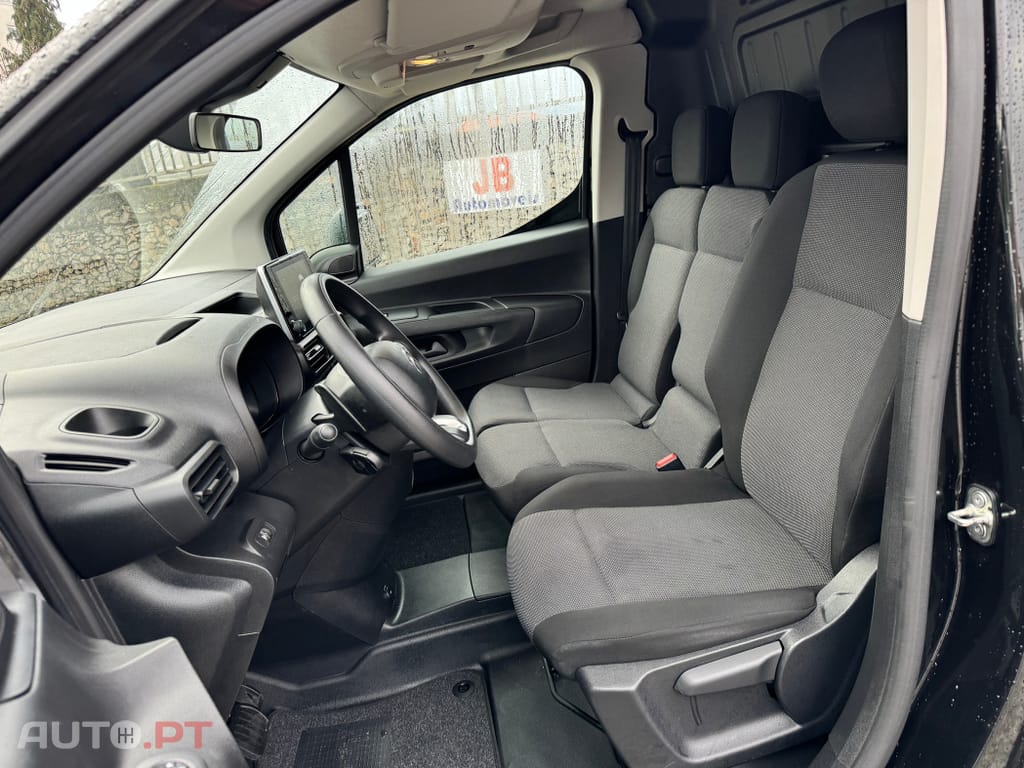 Citroen Berlingo 1.5BlueHDI AUTOMÁTICA 3LUG Full Extras