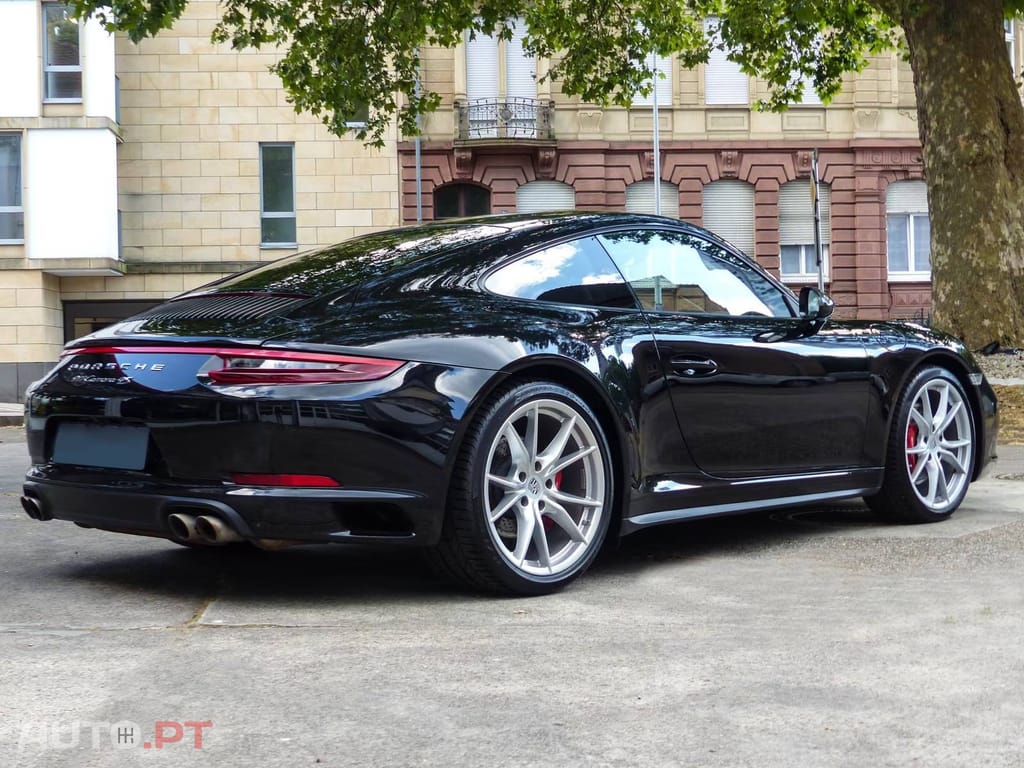 Porsche 991 Carrera 4S