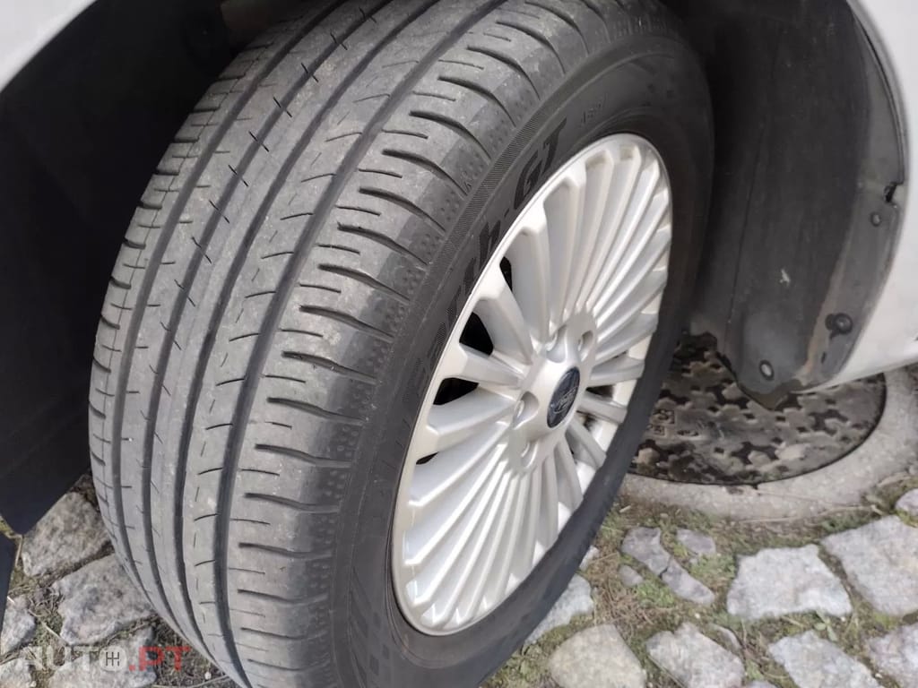 Ford Mondeo SW 1.8 TDCi Titanium