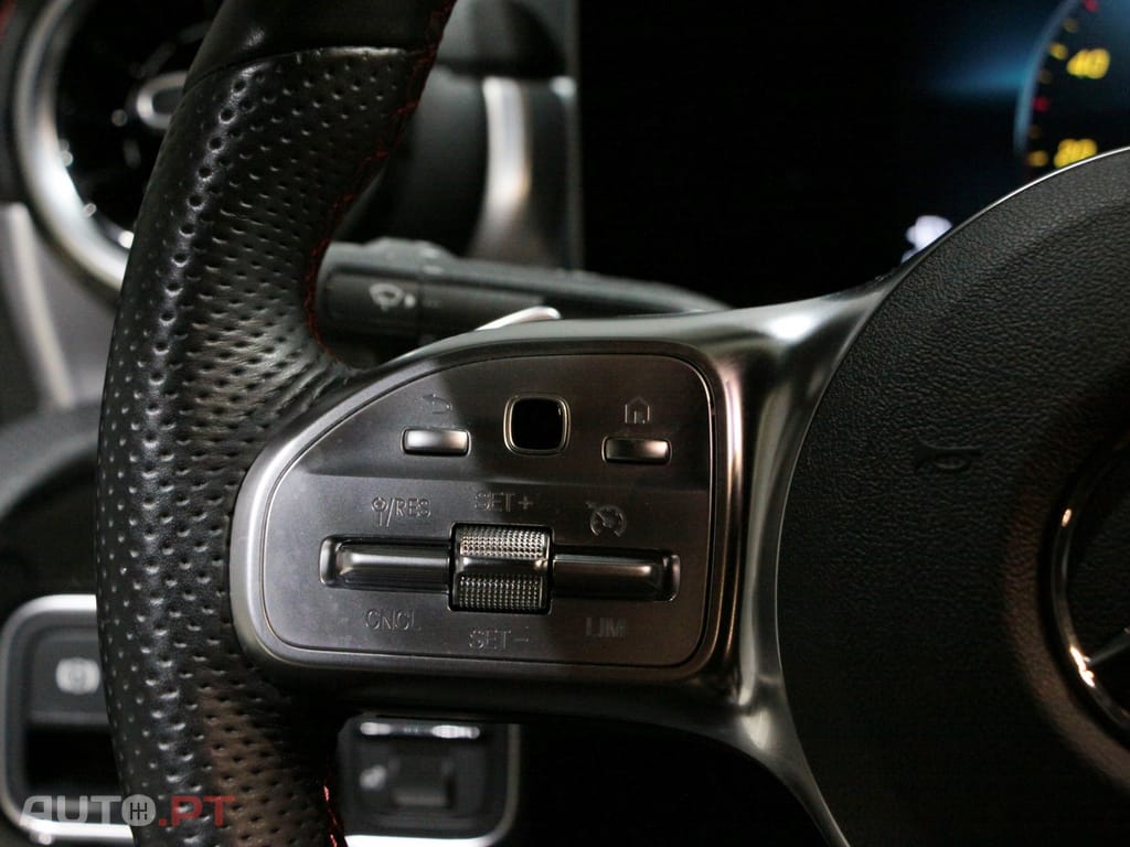 Mercedes-Benz CLA 180 d AMG Line