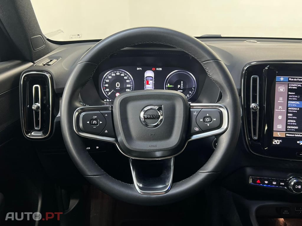 Volvo XC40 1.5 T4 211 Core PG HYBRID