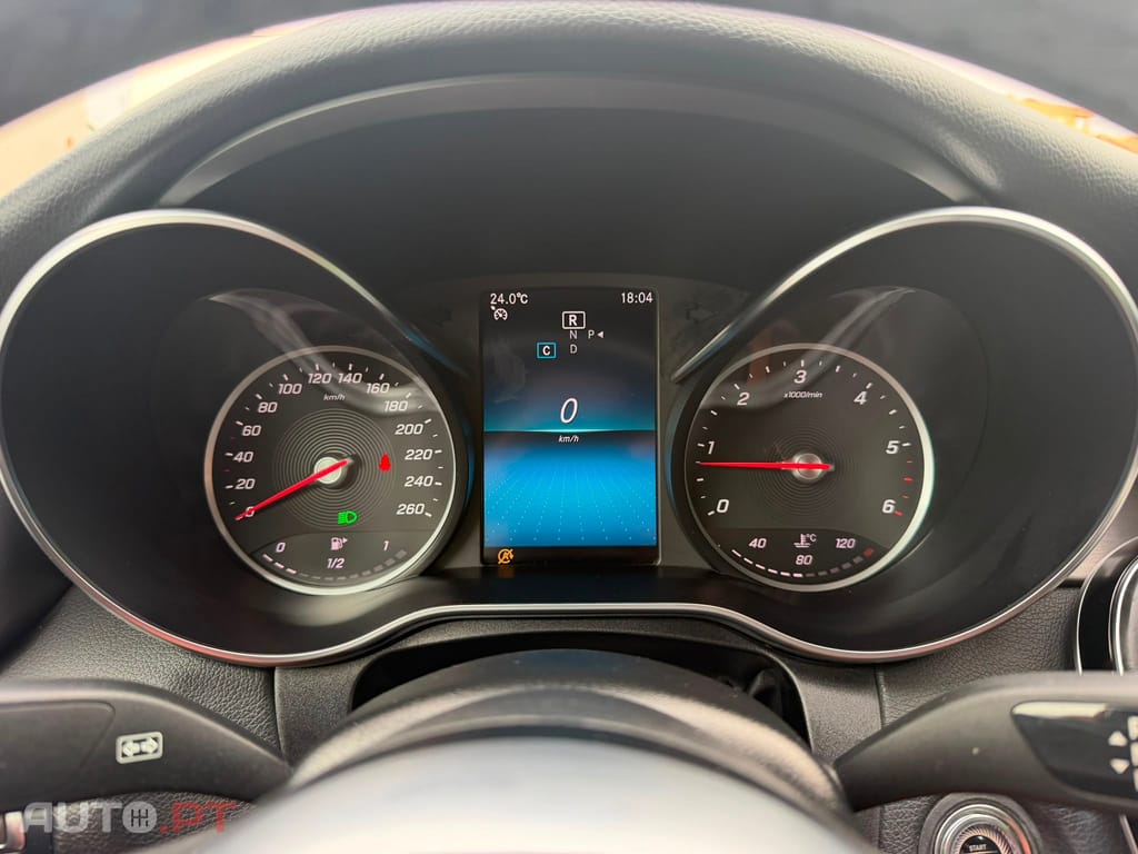 Mercedes-Benz C 220 d AMG Line