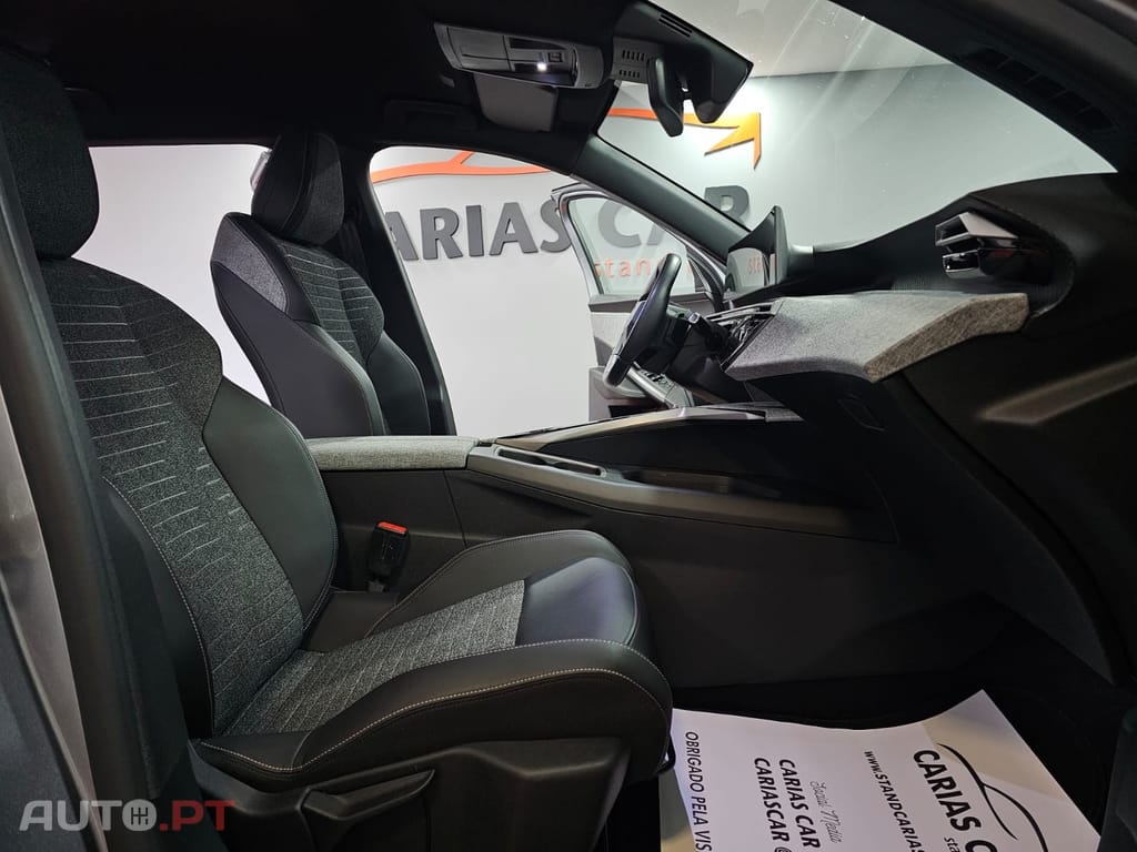 Peugeot 5008 1.2 Hybrid Allure e-DCS6