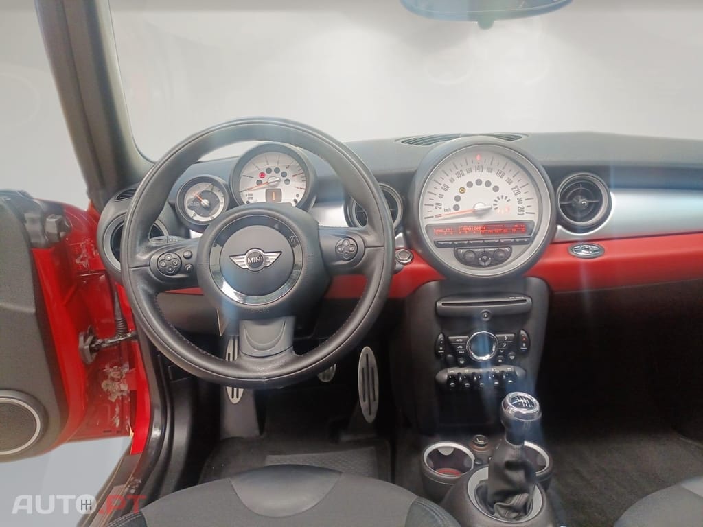 MINI Cabrio Cooper D