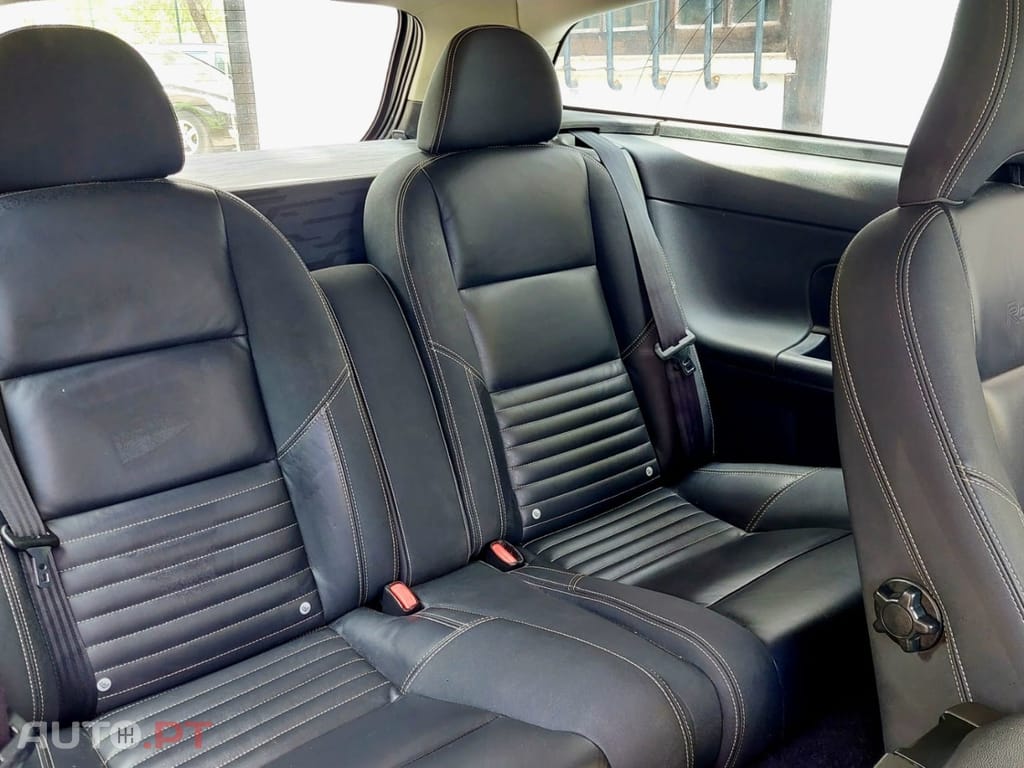 Volvo C30 1.6 D R-Design