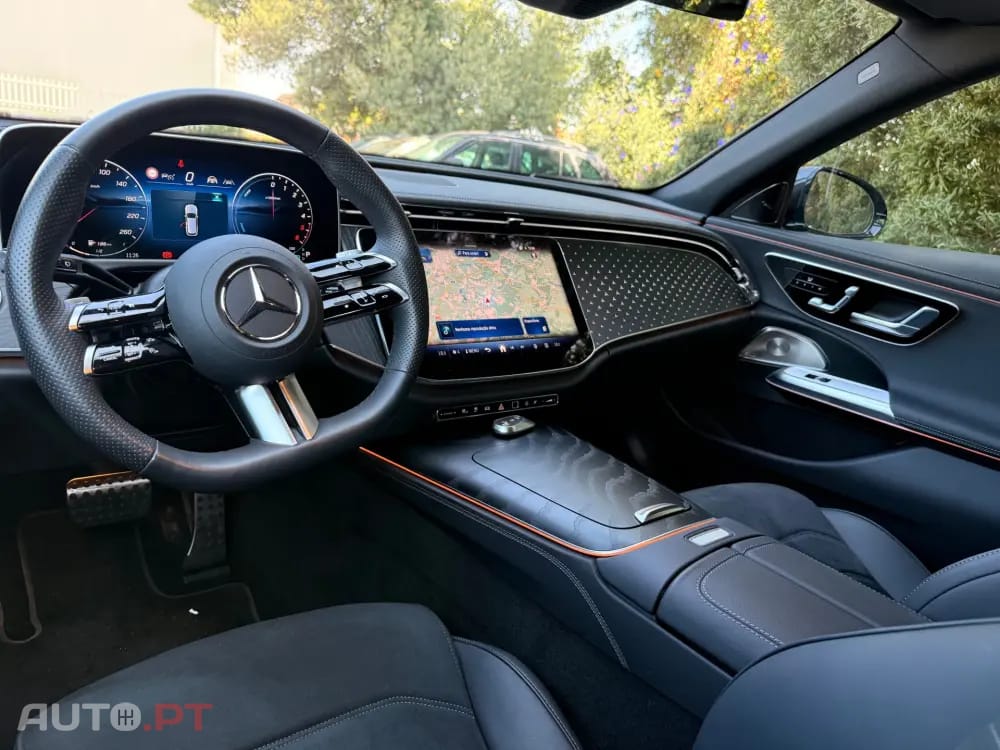 Mercedes-Benz E 300 de AMG LINE