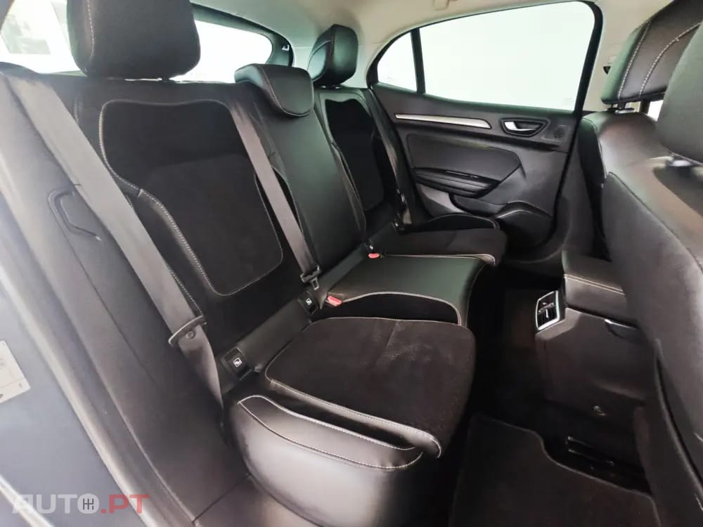 Renault Mégane ENERGY TCe 130 EDC INTENS