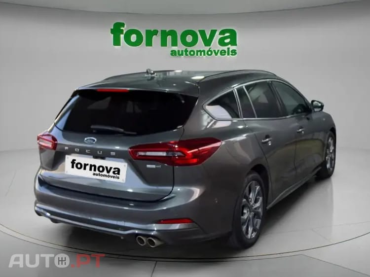 Ford Focus SW 1.0 EcoBoost ST-Line