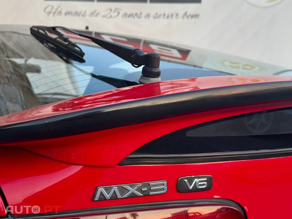 Mazda MX-3 1.8  V6