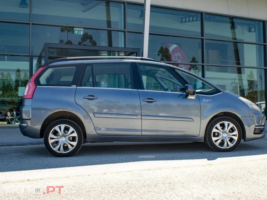 Citroen C4 Picasso Outro