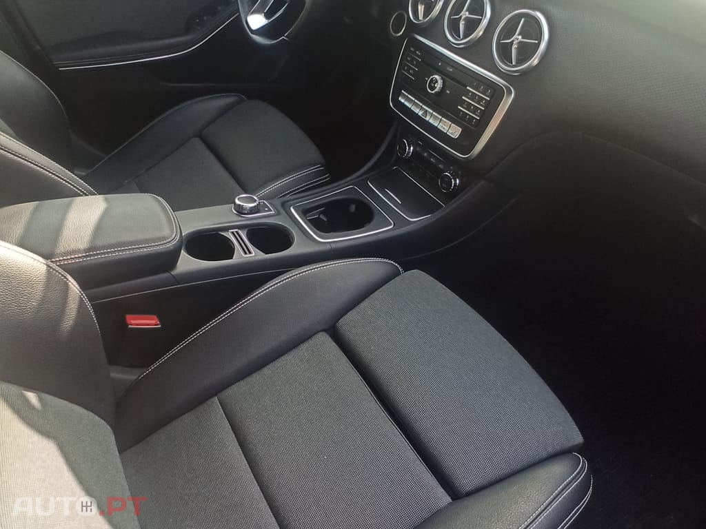 Mercedes-Benz A 200 AMG Line / Urban