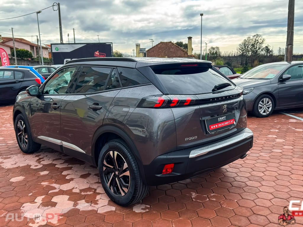 Peugeot 2008 1.5 BlueHDi Allure Pack