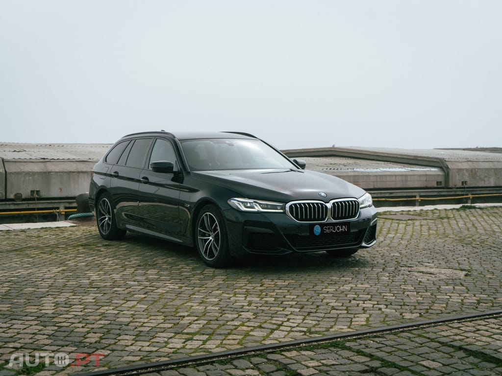 BMW 530 e Pack Desportivo M