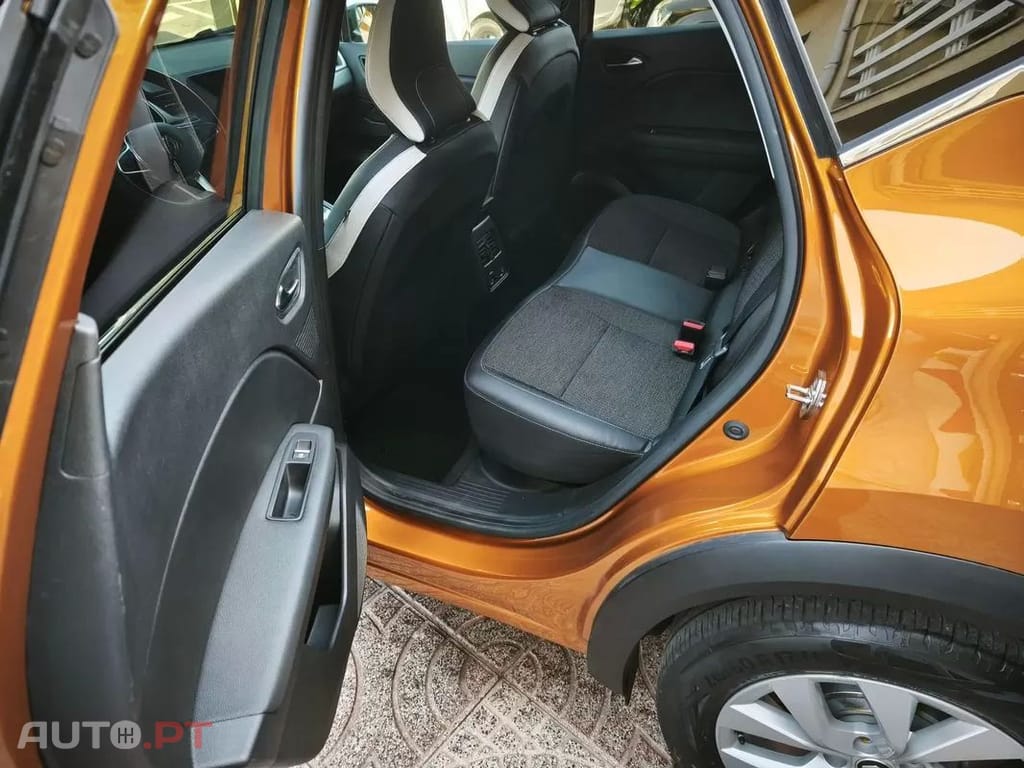 Renault Captur 1.0 TCe Exclusive