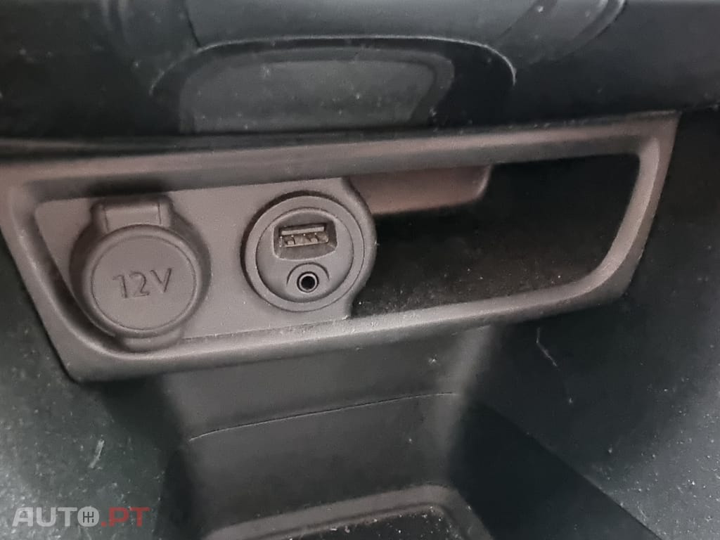 Peugeot 208 1.6 e-HDi Active