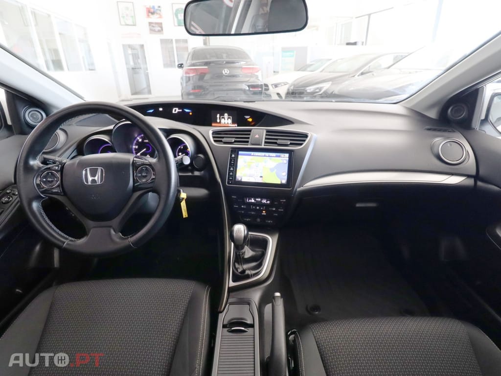 Honda Civic 1.6 i-DTEC Elegance Connect Navi
