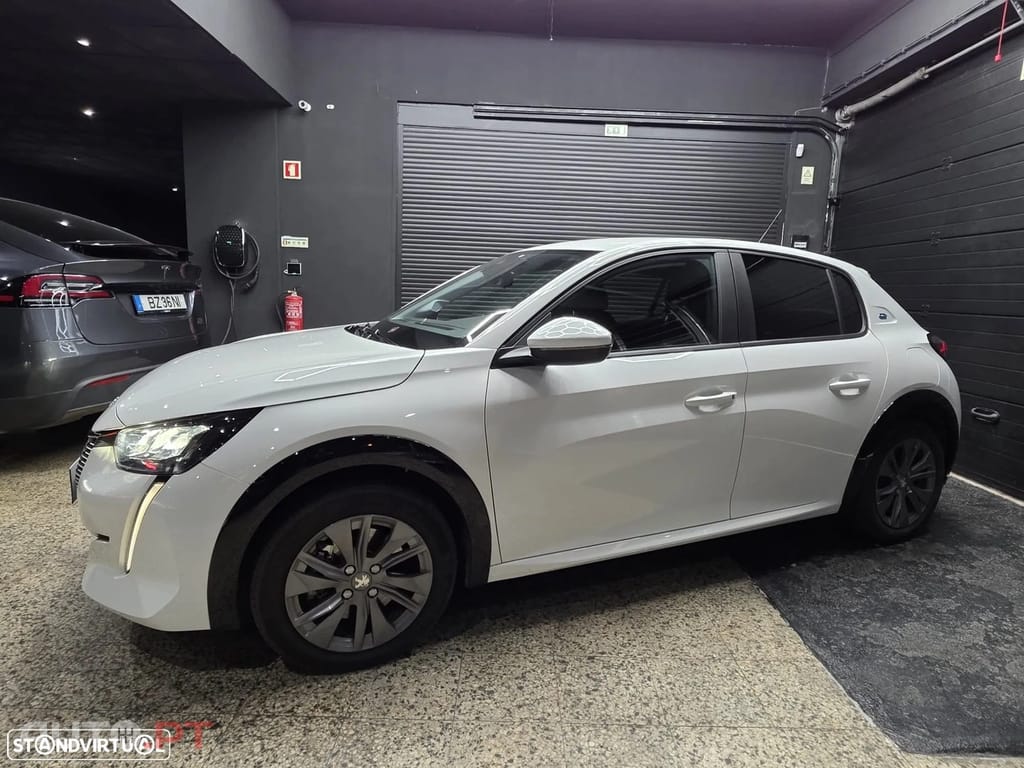 Peugeot E-208 50 kWh Active Pack