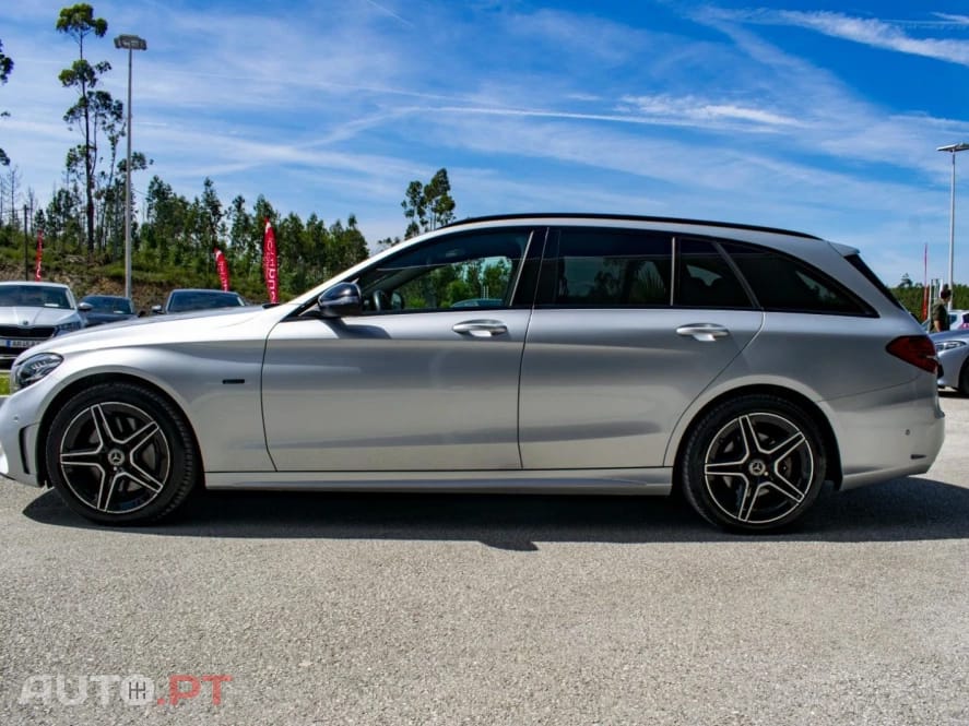 Mercedes-Benz C 300 de AMG Line Night Edition Station