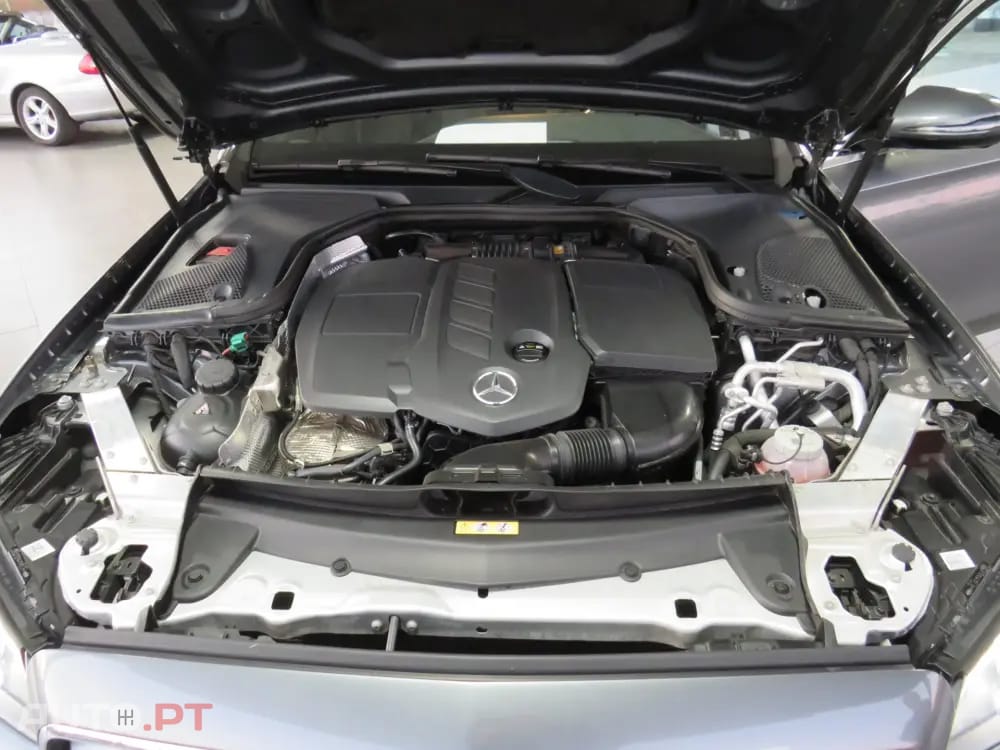 Mercedes-Benz E 300 de AMG Line