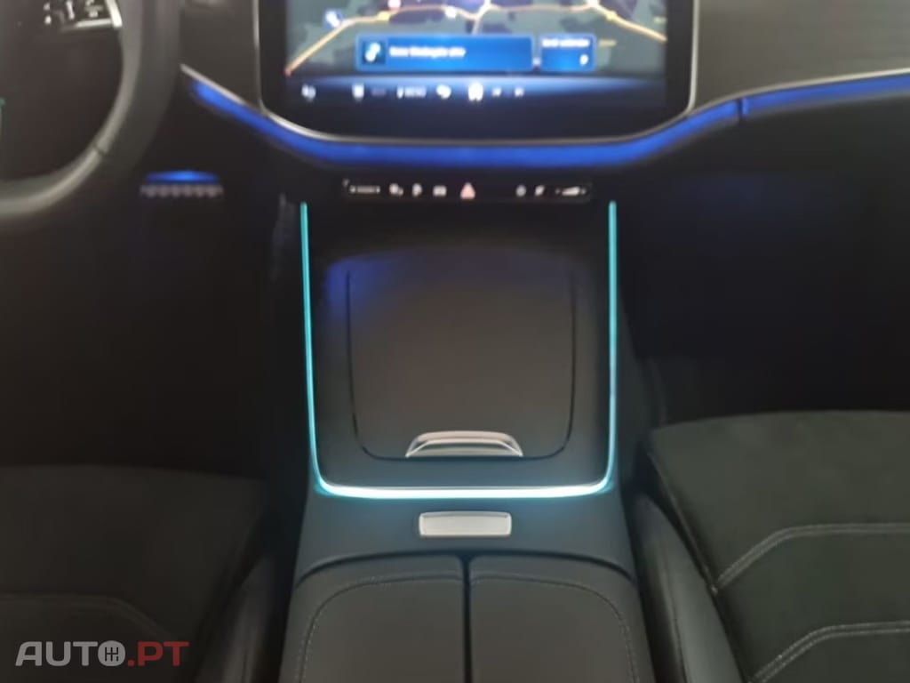 Mercedes-Benz E 300 I.V.A DEDUTIVEL de T 4M AMG