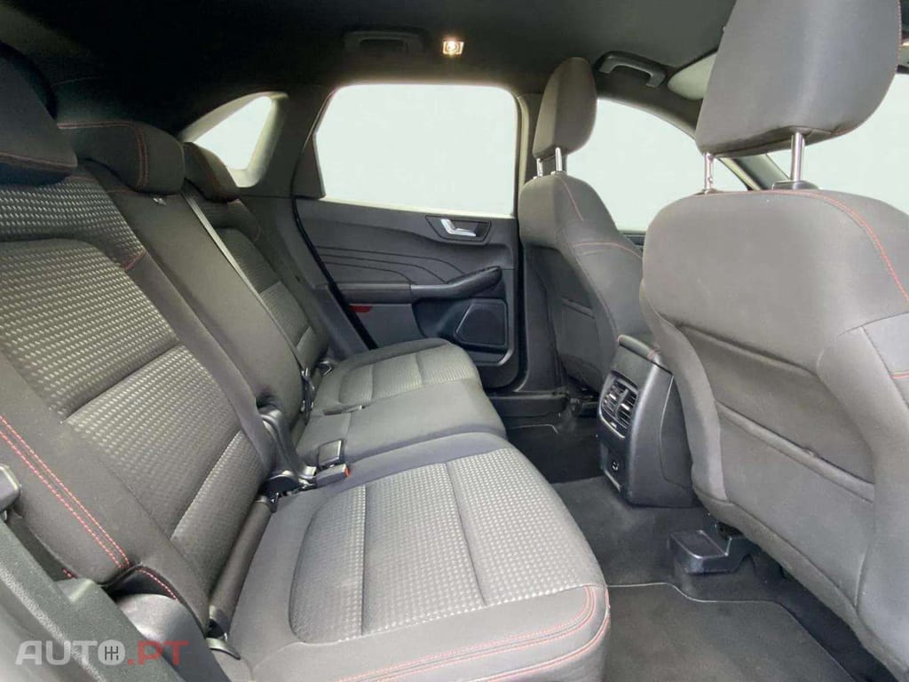 Ford Kuga 1.5 TDCi EcoBlue ST-Line