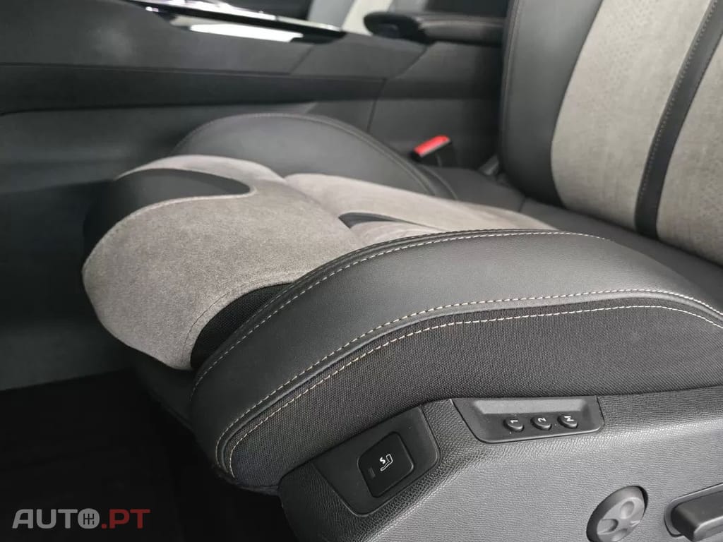 Peugeot 3008 1.6 Hybrid GT e-EAT8